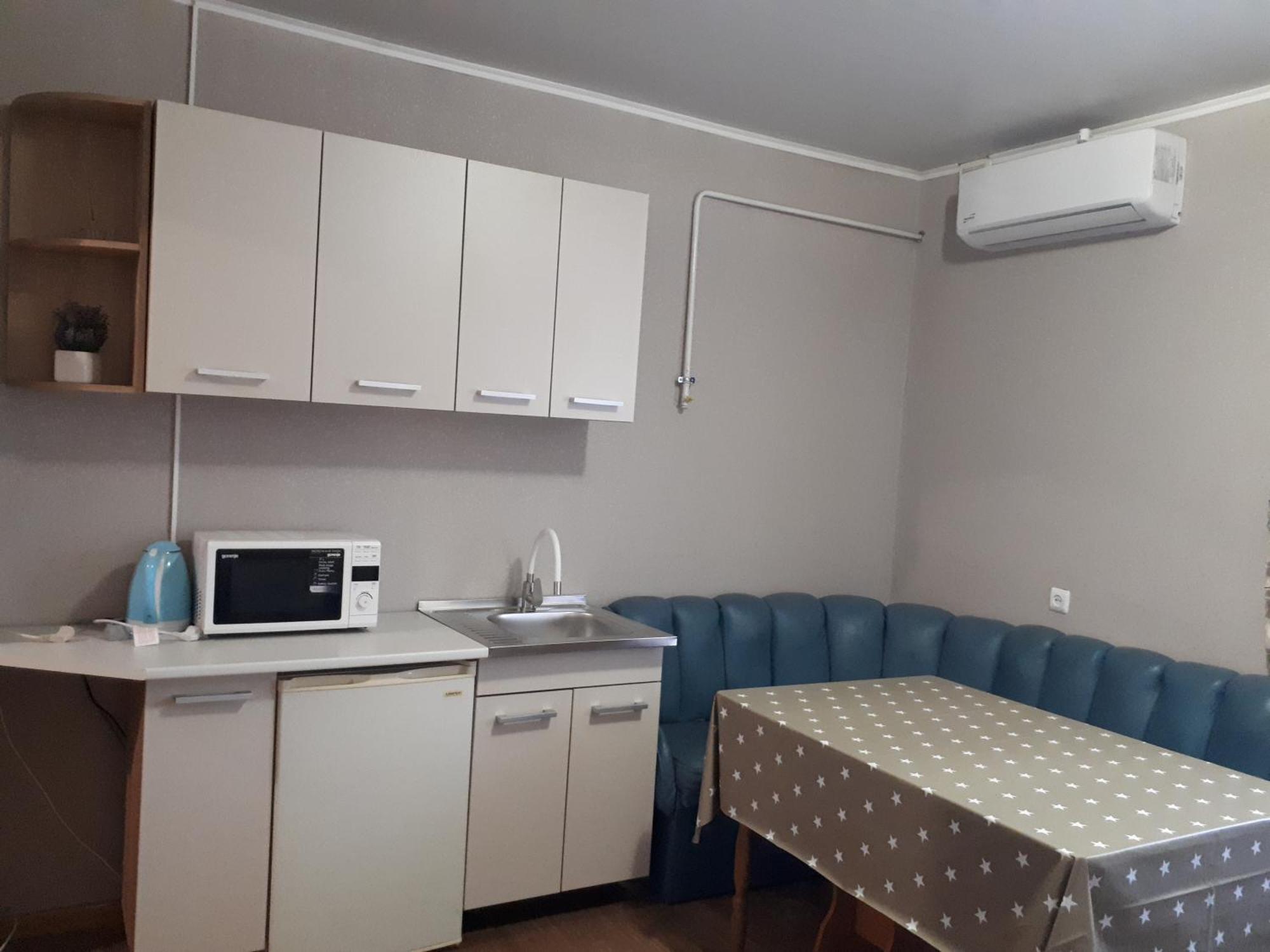 Hotel Gostynnyi Dvir Sharhorod ภายนอก รูปภาพ