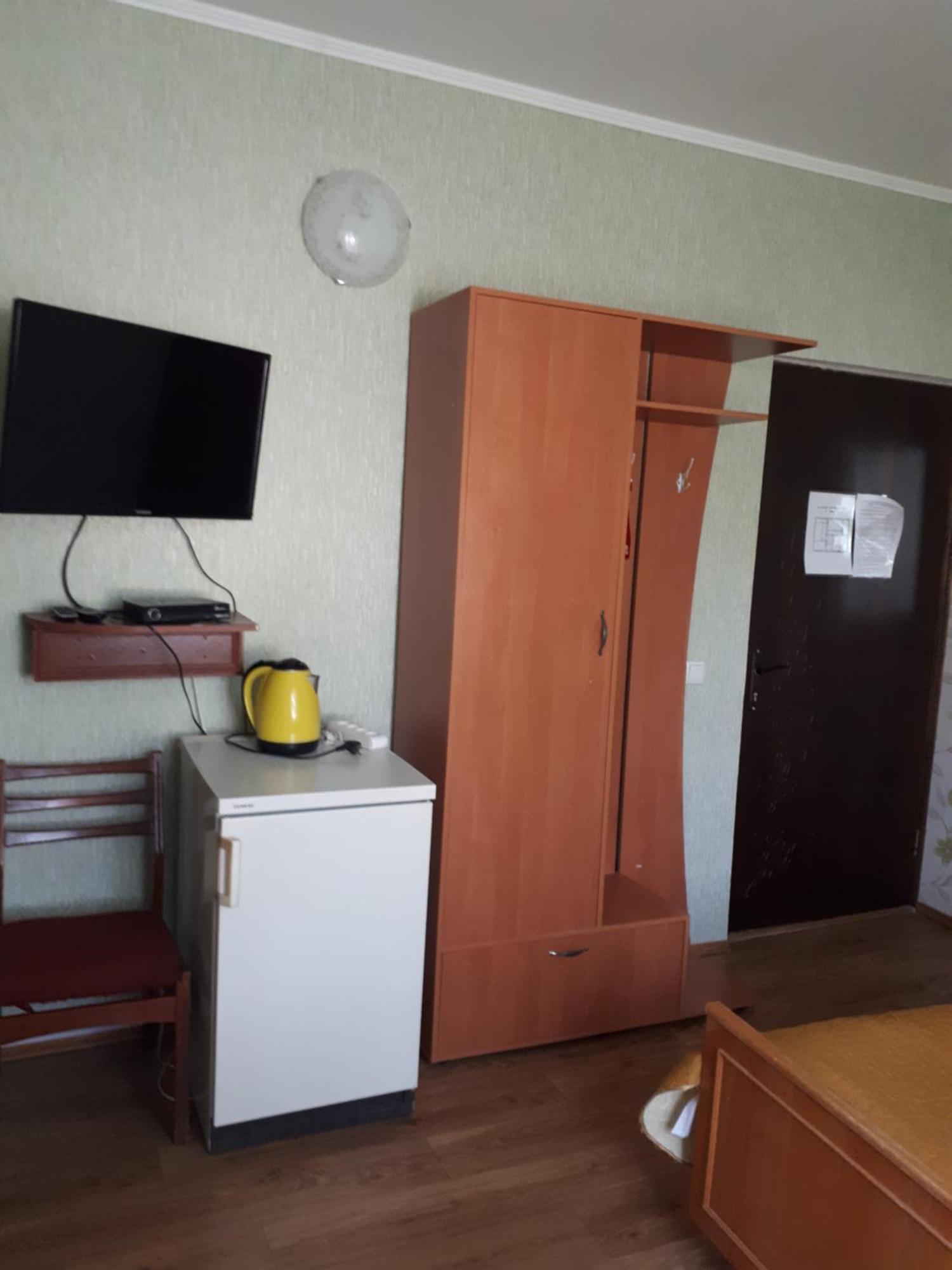 Hotel Gostynnyi Dvir Sharhorod ภายนอก รูปภาพ
