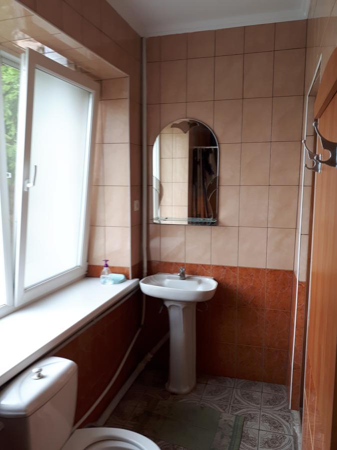 Hotel Gostynnyi Dvir Sharhorod ภายนอก รูปภาพ