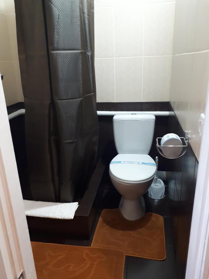 Hotel Gostynnyi Dvir Sharhorod ภายนอก รูปภาพ